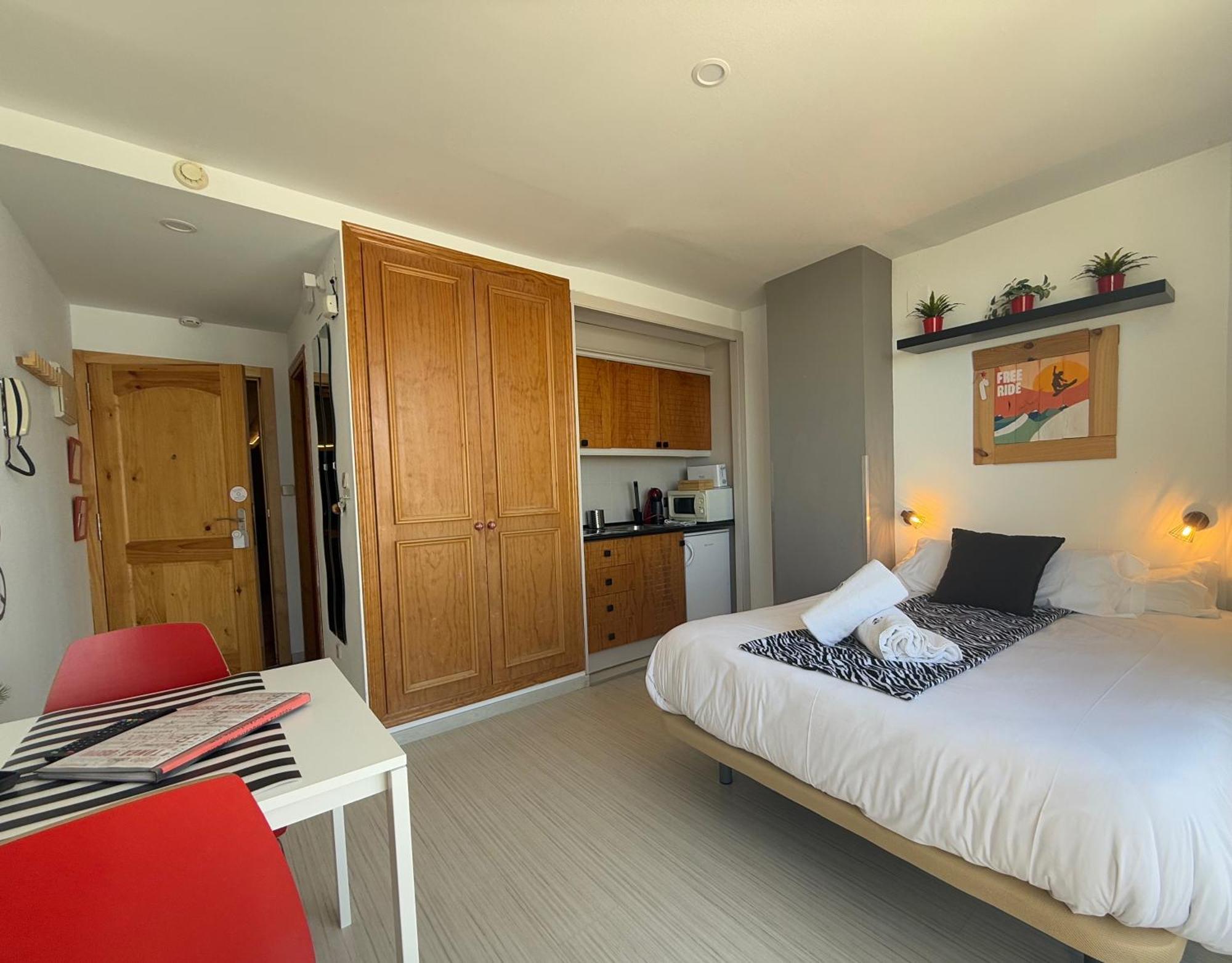 Apartment Inside Plaza